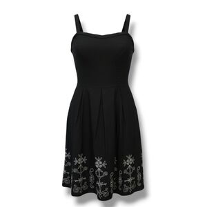 Alyn Paige women's black sleeveless aline black dress - size 4